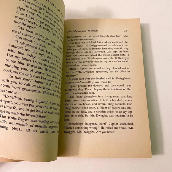 Vintage 1978 Alfred Hitchcock The Mystery Of The Fiery Eye Paperback - Picture 10 of 14